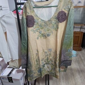 Floral Long Sleeve Tunic